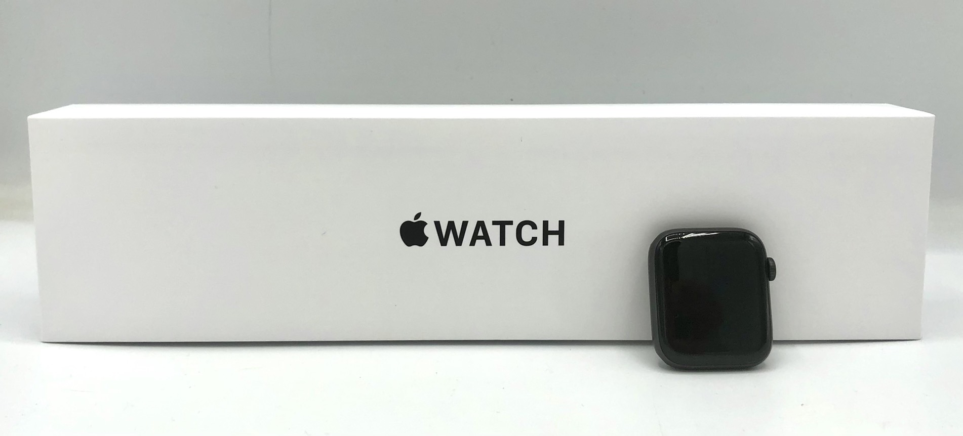 Apple Watch SE GPSモデル 44mm MYDT2J/A | 万代 | リユース